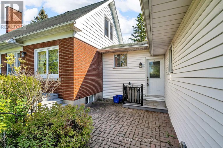 28960052/94-columbia-avenue/long-sault/south-stormont/ontario/K0C1P0_4