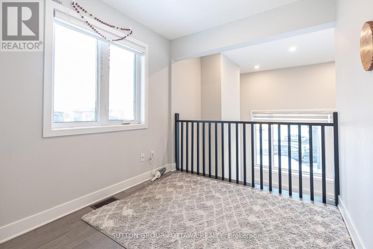 29090103/214-big-dipper-street/riverside-southgloucester-glen/ottawa/ontario/K4M0K5_27