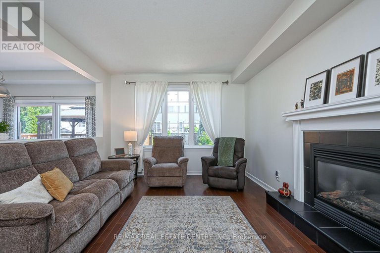 28603563/544-ravendale-way/stonebridge/ottawa/ontario/K2J0G9_14