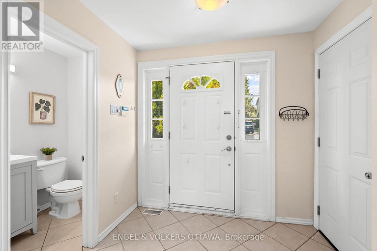 28857390/1841-lorraine-avenue/urbandale-acres/ottawa/ontario/K1H6Z7_2
