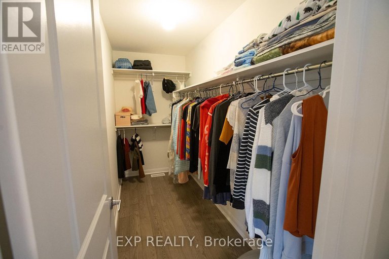 29187659/137-maynooth-court/half-moon-bay/ottawa/ontario/K2J6Y4_15