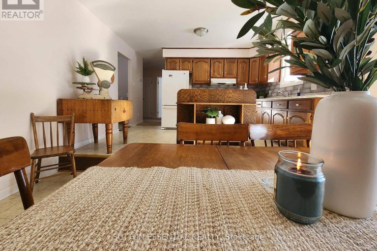 29349471/11-oak-street/augusta-twp/augusta/ontario/K0E1P0_12