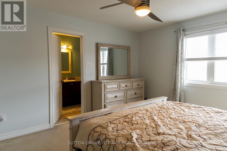 28230051/654-moorpark-avenue/emerald-meadowstrailwest/ottawa/ontario/K2M0H8_24