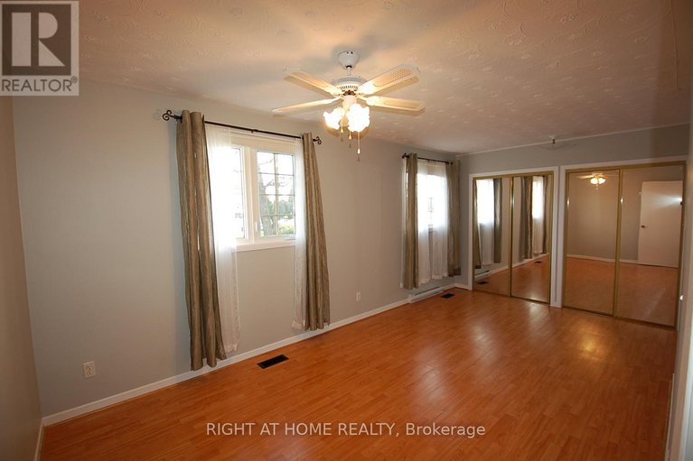 27848328/312-ramage-road/clarencerockland-twp/clarence-rockland/ontario/K4K1K7_12