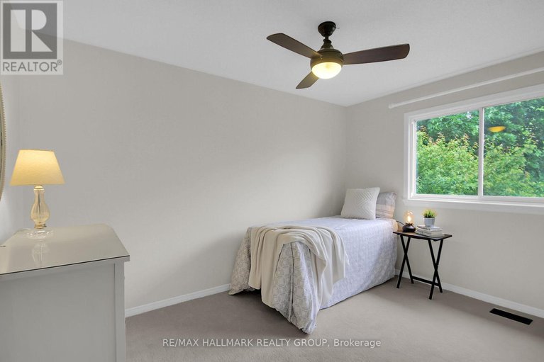 28509443/31-kyle-avenue/stittsville-central/ottawa/ontario/K2S1G9_30