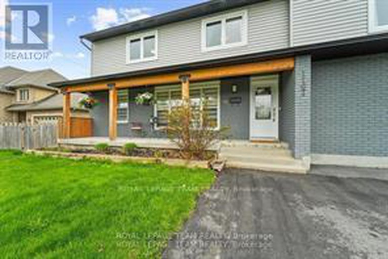 28591495/1107-normandy-crescent/borden-farmstewart-farmcarleton-heightsparkwood-hills/ottawa/ontario/K2E5A3_4