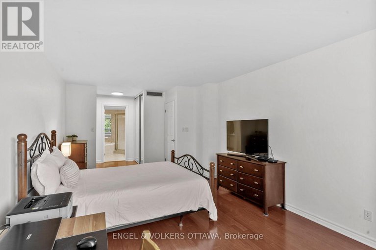 28824978/305-3105-carling-avenue/bayshore/ottawa/ontario/K2H5A6_25
