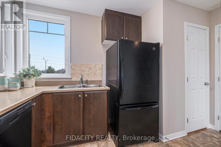 29378692/3391-cambrian-road/stonebridge/ottawa/ontario/K2J1S3_10