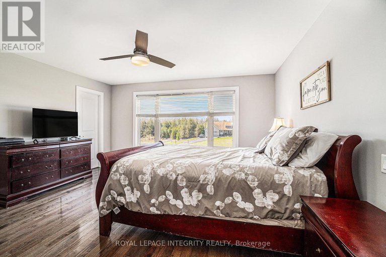 28667126/922-leslie-crain-drive/drummond-n-elmsley-drummond-twp/drummondnorth-elmsley/ontario/K7H3C3_27