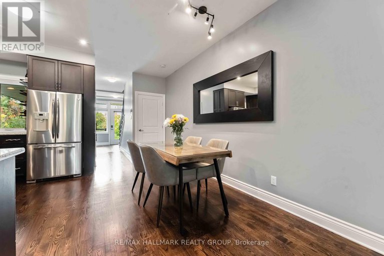 28931176/a-142-queen-mary-street/overbrookcastle-heights/ottawa/ontario/K1K1X5_11