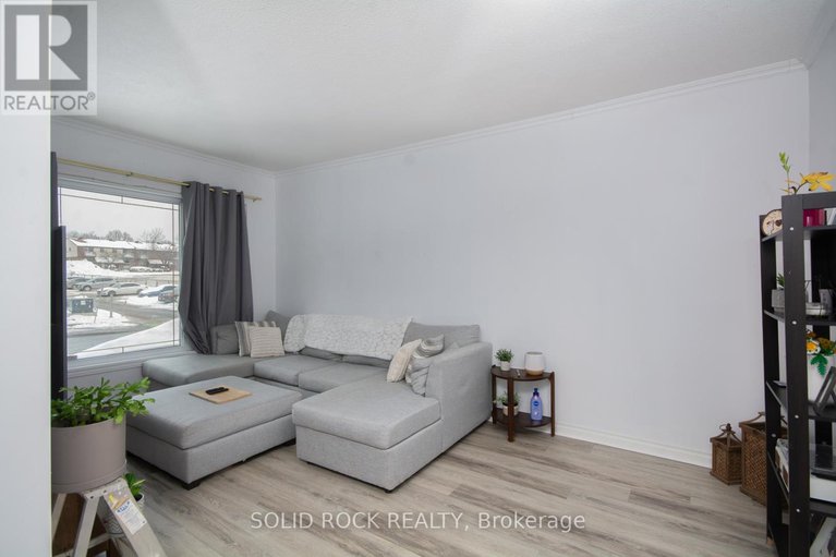 29371444/412-montreal-road/vanier/ottawa/ontario/K1K0V4_7