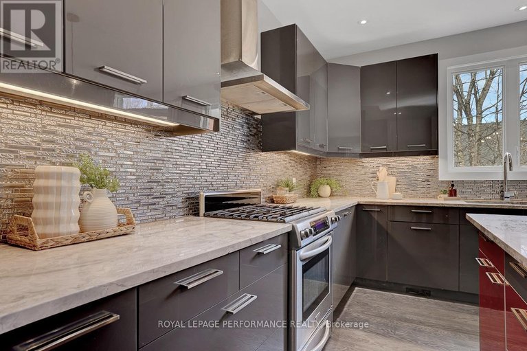 29660166/1285-livingstone-avenue/alta-vista/ottawa/ontario/K1H7P7_13