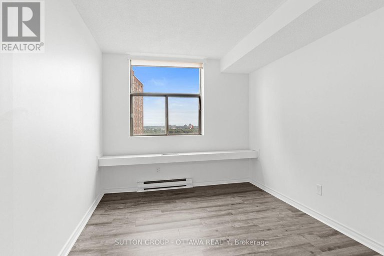 28457125/1111-2760-carousel-crescent/emerald-woodssawmill-creek/ottawa/ontario/K1T2N4_26