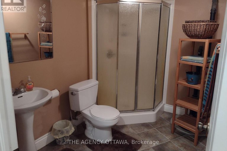 28633041/13243-thompson-road/north-dundas-winchester-twp/north-dundas/ontario/K0C2K0_38