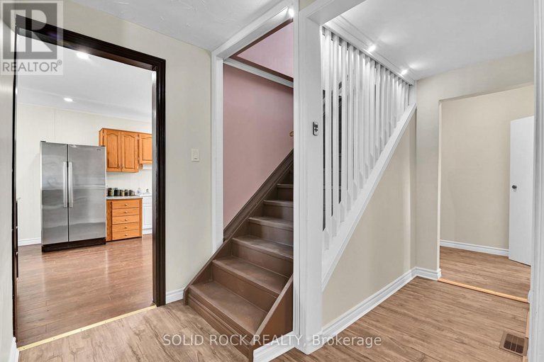 28730469/7893-lawrence-street/vernon/ottawa/ontario/K0A3J0_9