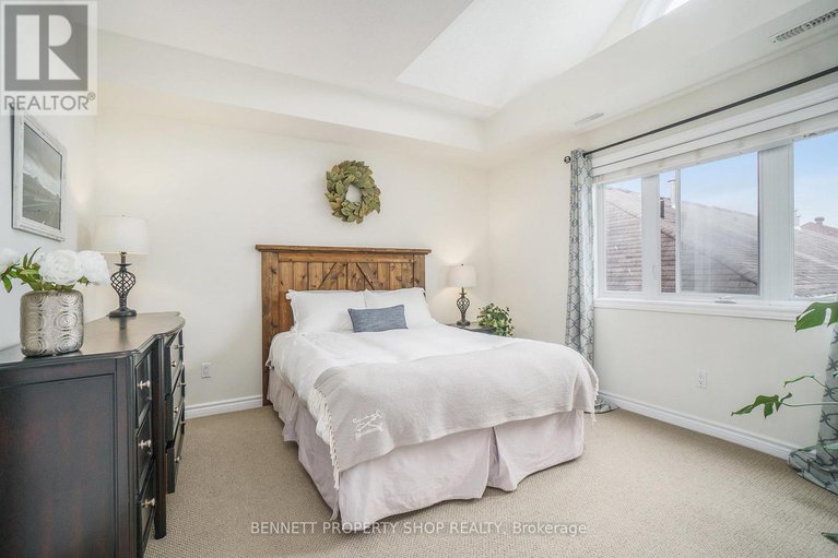 28526272/f-99-crestway-drive/barrhaven-east/ottawa/ontario/K2G7C6_9