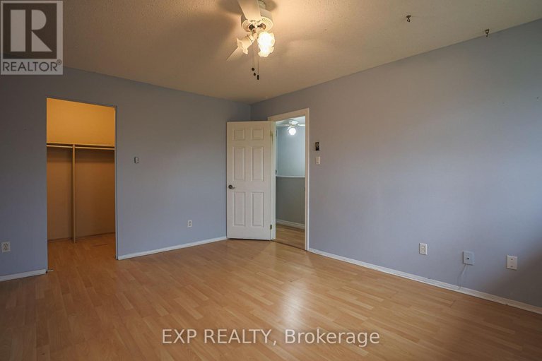 28839330/78-peary-way/katimavik/ottawa/ontario/K2L1Z8_20