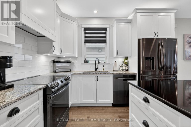 29480858/98-kayenta-street/remainder-of-stittsville-area/ottawa/ontario/K2S2K9_19