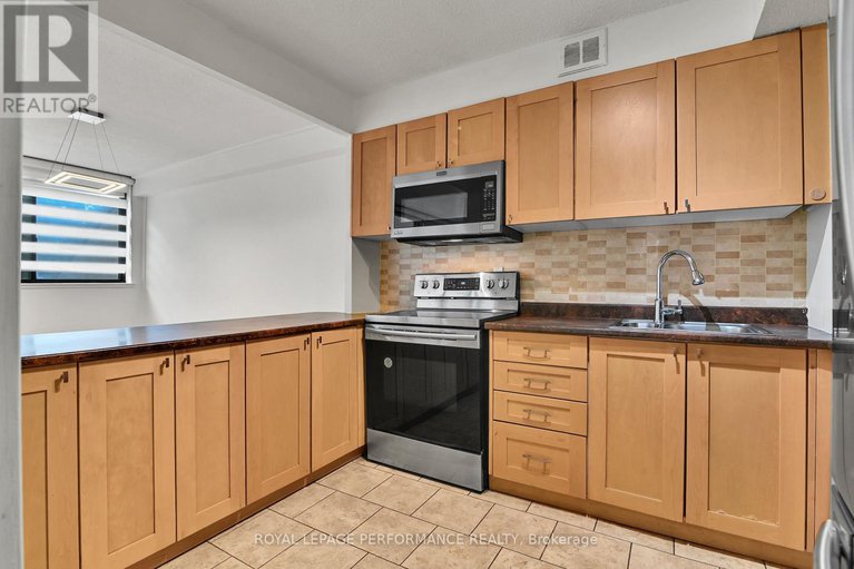 29416730/344-515-st-laurent-boulevard/viscount-alexander-park/ottawa/ontario/K1K3X5_15