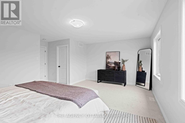 29118876/1150-cope-drive/stittsville-south/ottawa/ontario/K2S3C6_23