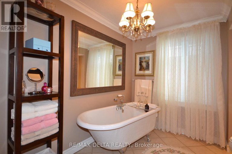 29240139/909-chapman-street/town-of-rockland/clarence-rockland/ontario/K4K1E5_23