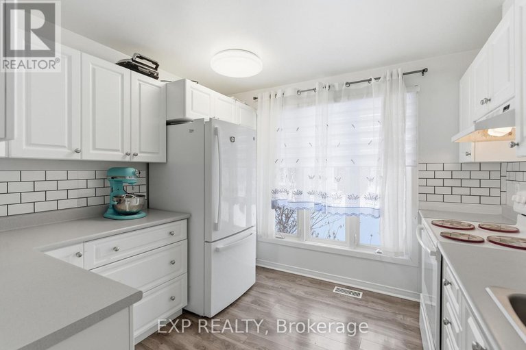 29302886/33-3333-mccarthy-road/hunt-club/ottawa/ontario/K1V9X5_12