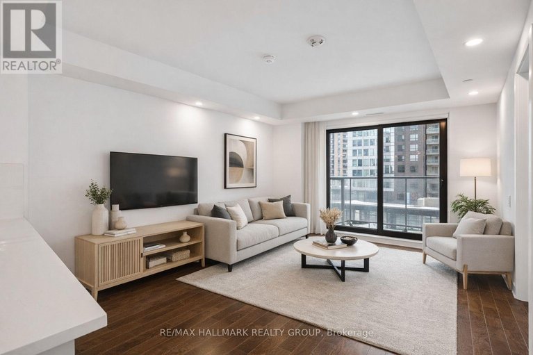 29473369/409-180-george-street/lower-townbyward-market/ottawa/ontario/K1N0G8_12