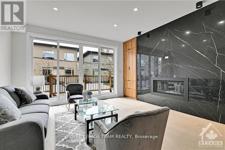 29276073/828-alpine-avenue/queensway-terrace-north/ottawa/ontario/K2B5R6_12