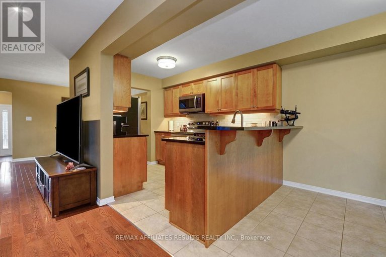 28577158/310-silbrass-private/stonebridge/ottawa/ontario/K2J5M5_16