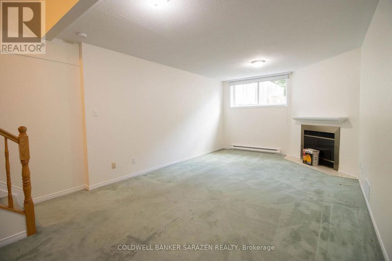 28785279/98-grassy-plains-drive/emerald-meadowstrailwest/ottawa/ontario/K2M2N3_38