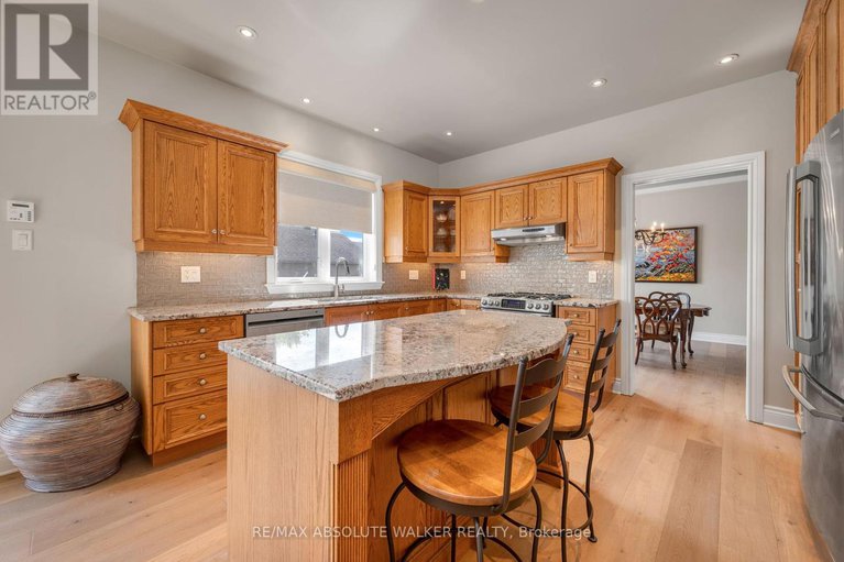 28412580/185-glenncastle-drive/carp/ottawa/ontario/K0A1L0_9