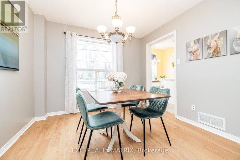 29134318/125-whalings-circle-n/stittsville-central/ottawa/ontario/K2S1S4_13