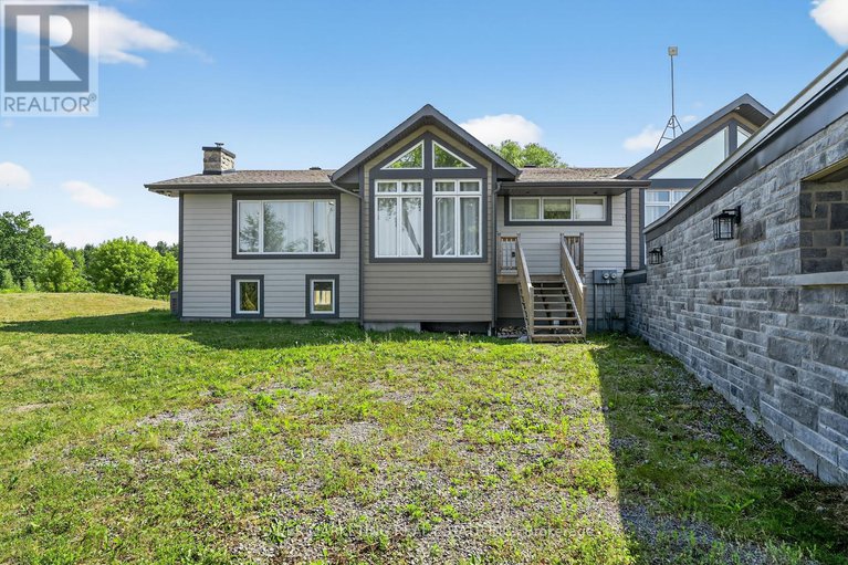 28590993/3329-swale-road/osgoode-twp-south-of-reg-rd-6/ottawa/ontario/K0A2W0_43