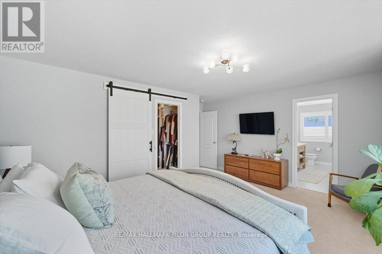 28956956/200-enclave-walk/mer-bleuebradley-estatesanderson-park/ottawa/ontario/K1W0J4_19