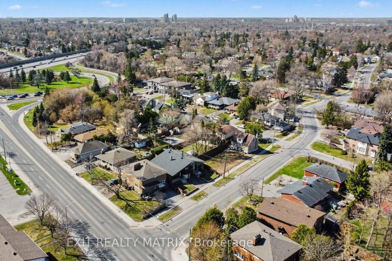 29680683/1864-lenester-avenue/mckellar-heightsglabar-park/ottawa/ontario/K2A3W8_33