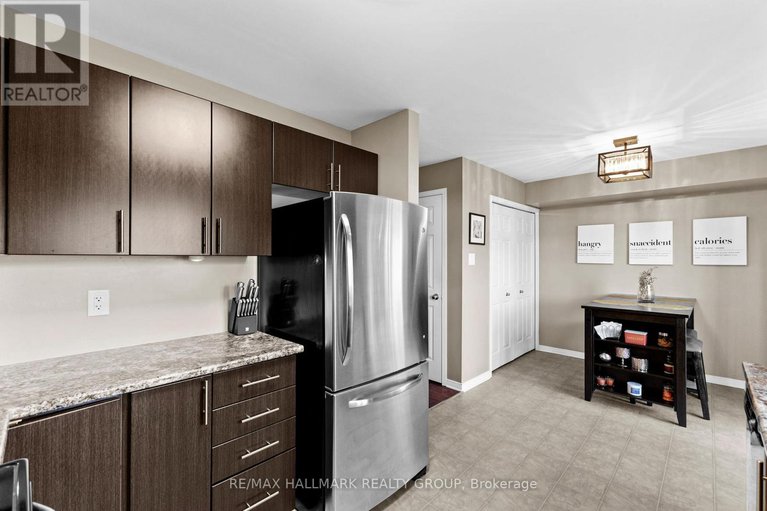29431775/358-galston-private/mer-bleuebradley-estatesanderson-park/ottawa/ontario/K1W0G3_14