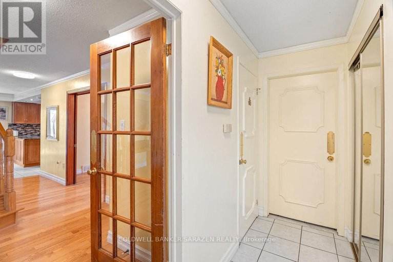 29282717/1040-karsh-drive/hunt-club-park/ottawa/ontario/K1G4M9_9