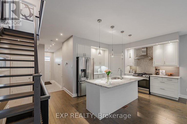 29241575/14-camil-street/castle-heightsrideau-high/ottawa/ontario/K1K0X1_8