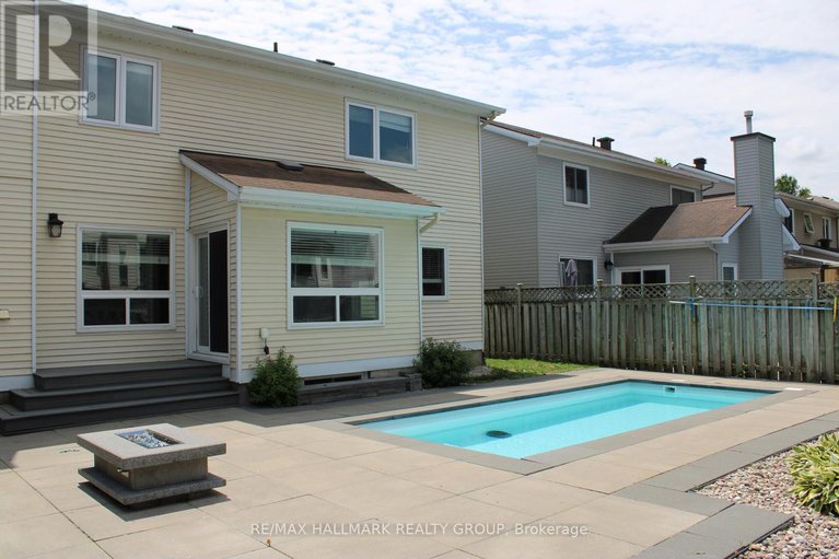 28470915/47-emerald-meadows-drive/emerald-meadowstrailwest/ottawa/ontario/K2M2L5_3