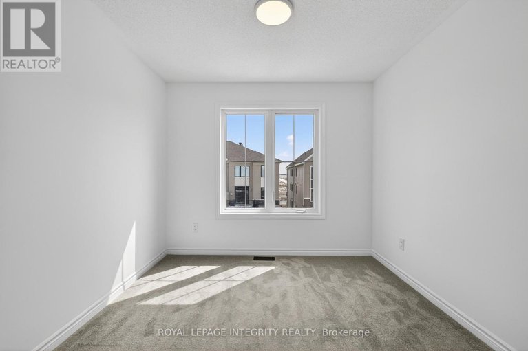 29521534/21-caspian-row/emerald-meadowstrailwest/ottawa/ontario/K2V0R7_21