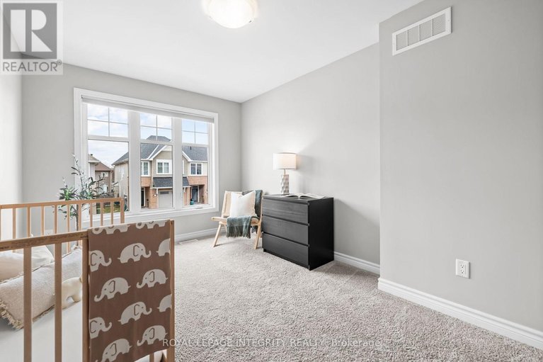 29642319/821-indica-street/stittsville-north/ottawa/ontario/K2S2J8_30