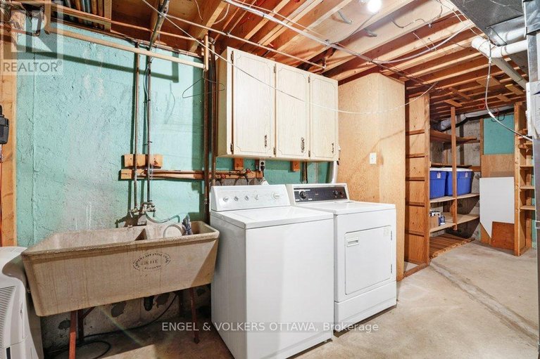 29677925/1869-louisiana-avenue/urbandale-acres/ottawa/ontario/K1H6T8_27