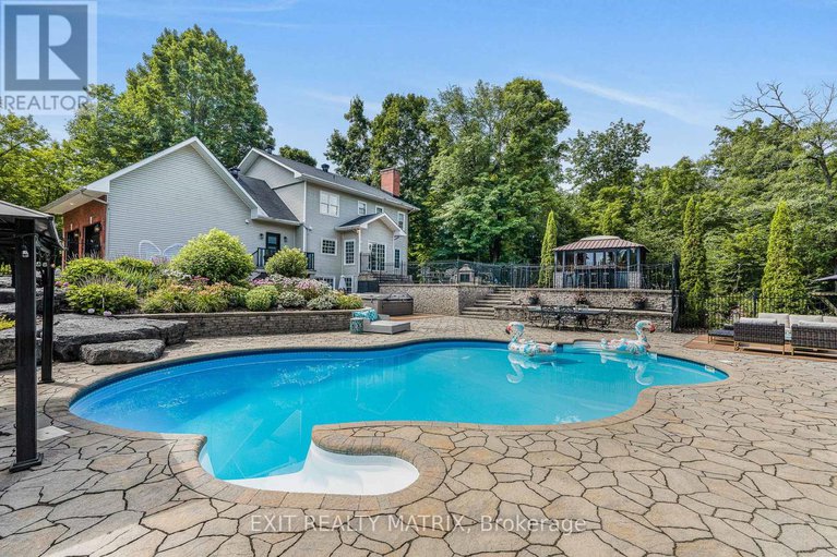 28648695/1271-georges-vanier-drive/cumberland-ridge/ottawa/ontario/K4C1R6_39