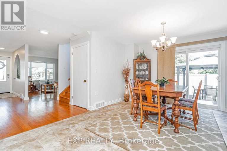 28799326/6084a-vineyard-drive/convent-glen/ottawa/ontario/K1C2M5_11