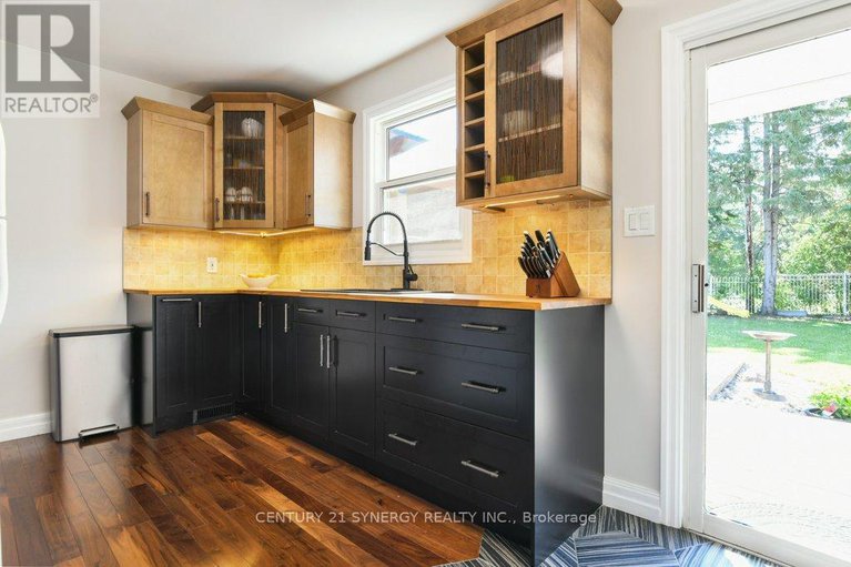 28517725/10-mclachlin-street-s/arnprior/arnprior/ontario/K7S2Y8_10