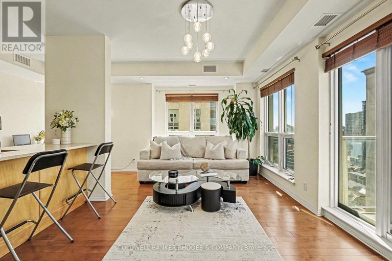 29669550/1809-242-rideau-street/sandy-hill/ottawa/ontario/K1N0B7_9