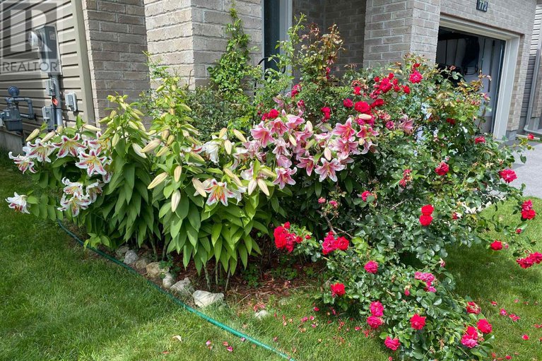 28743479/772-samantha-eastop-avenue/stittsville-north/ottawa/ontario/K2S0Z9_50