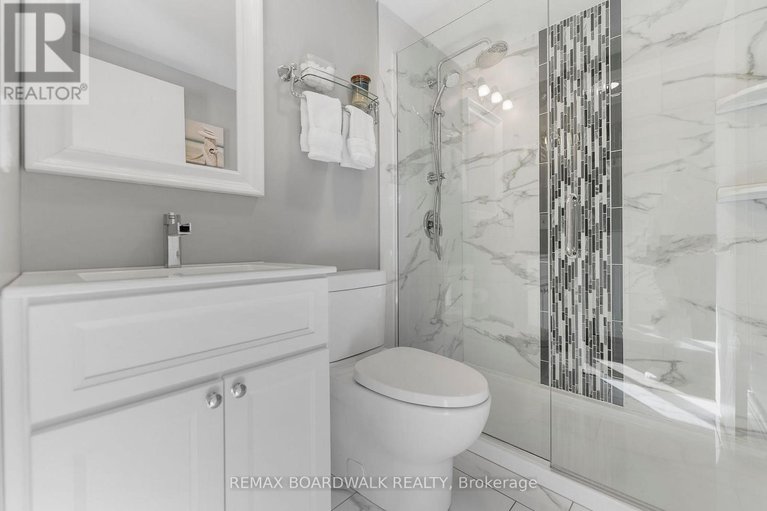 29405267/532-st-lawrence-street/winchester/north-dundas/ontario/K0C2K0_25