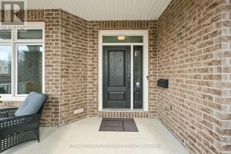 29645046/527-silverbell-crescent/blossom-parkkemp-parkfindlay-creek/ottawa/ontario/K1T0N9_4