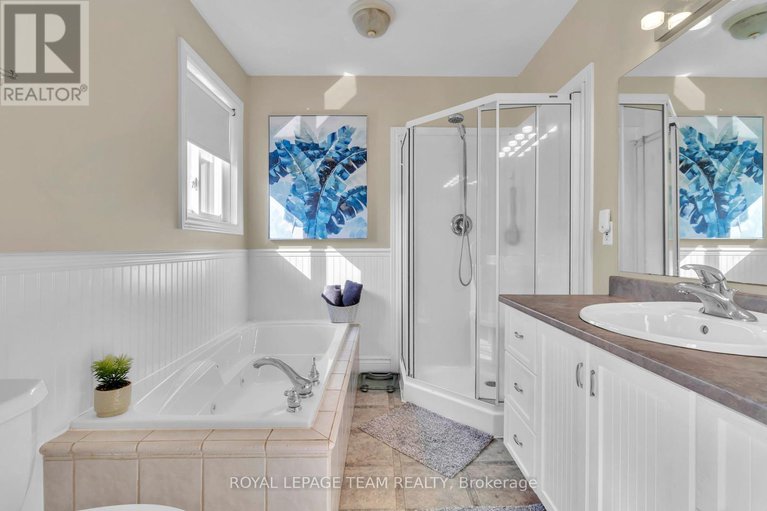 28471624/5705-lombardy-drive/osgoode/ottawa/ontario/K0A2W0_17